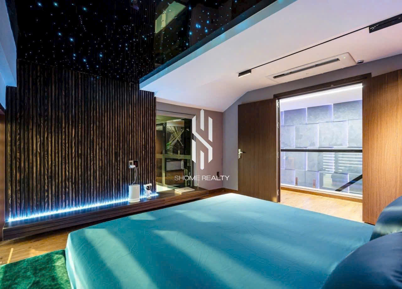 Luxury 3BR Loft Apartment for Rent at Metropole Galleria